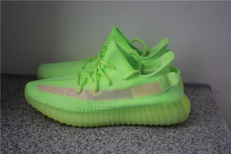 EXCLUSIVE GOD YEEZY 350 V2 GID GLOW WITH REAL PREMEKNIT FROM HUAYIYI WHICH OFFER PRIMEKNIT TO ADIDAS DIRECTLY READY TO SHIP